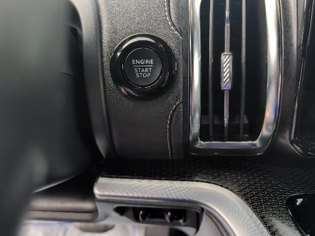 Certified 2025 Ford Expedition Max Platinum w/ Stealth Performance Package AWD/4WD image 23