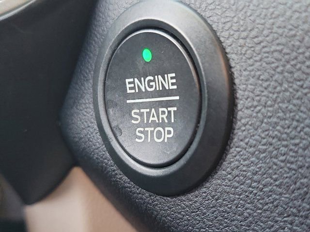 Certified 2020 Ford Escape SEL image 24