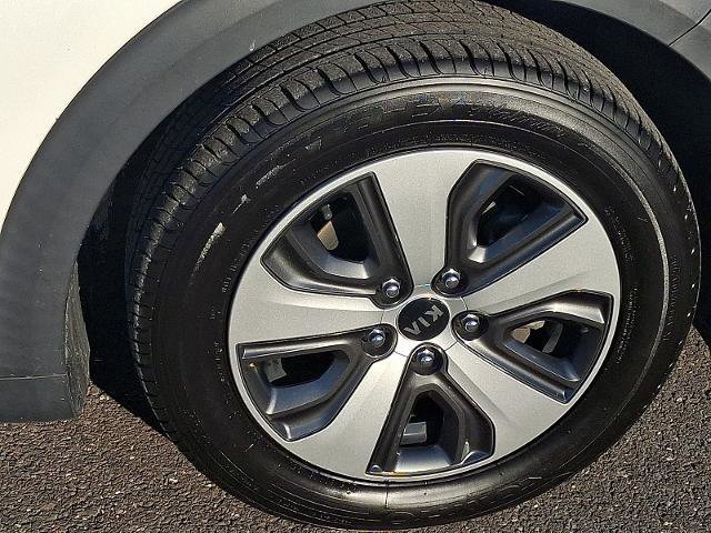 Used 2017 Kia Niro EX w/ Paint Protection Package image 8