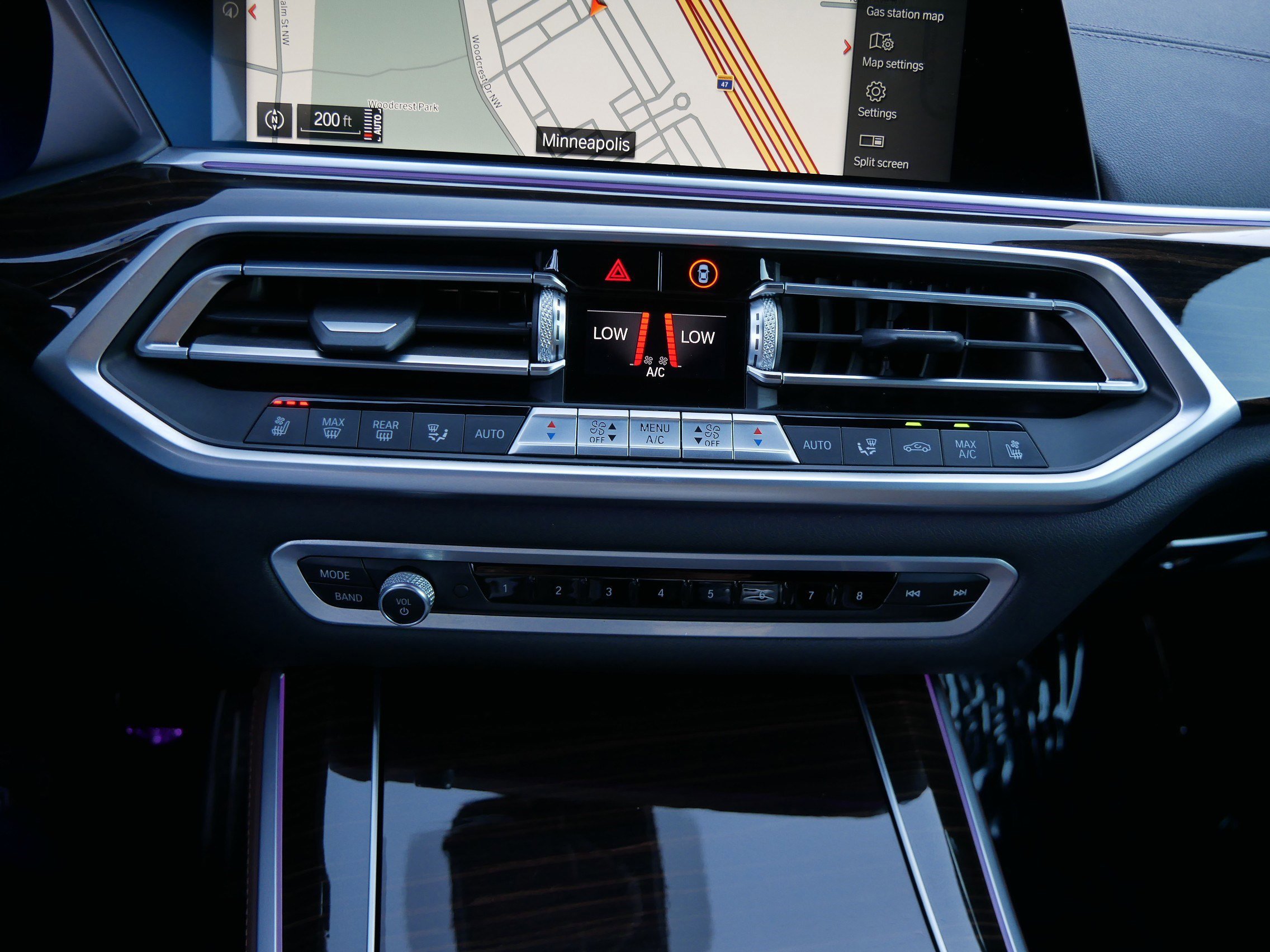 Used 2021 BMW X5 xDrive40i w/ M Sport Package image 23