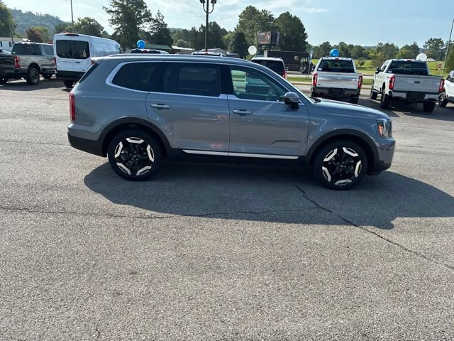 Used 2025 Kia Telluride S FWD image 43