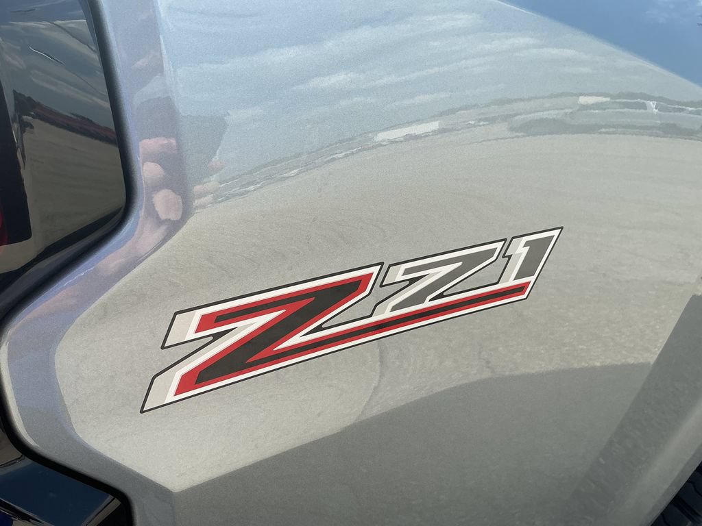 Used 2024 Chevrolet Colorado Z71 w/ Z71 Convenience Package 2 AWD/4WD image 6