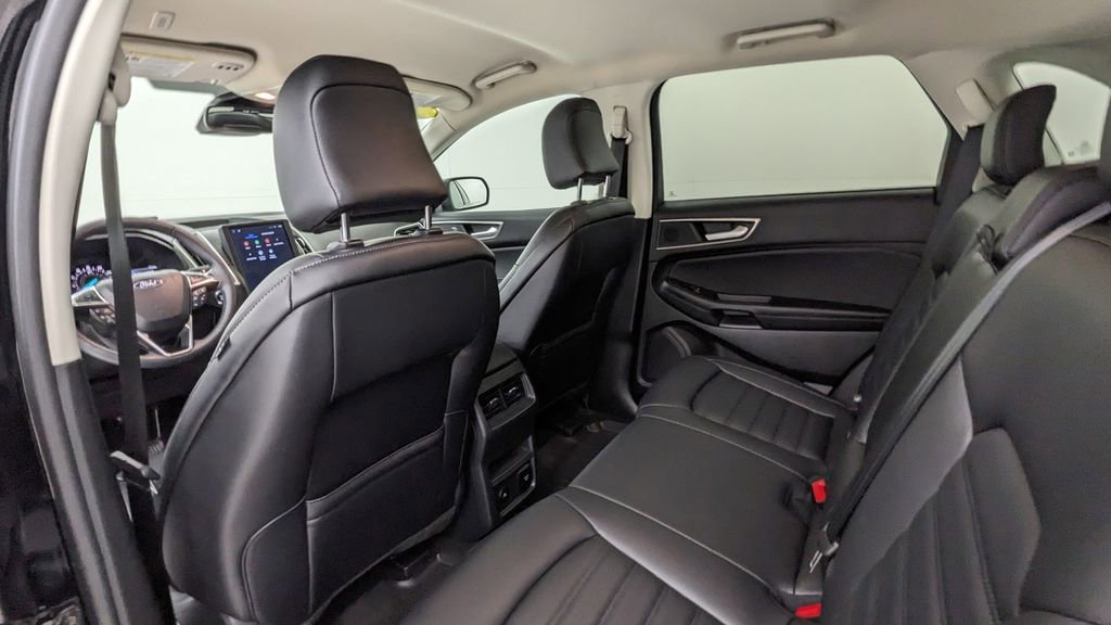 Certified 2024 Ford Edge SEL w/ Convenience Package AWD/4WD image 32