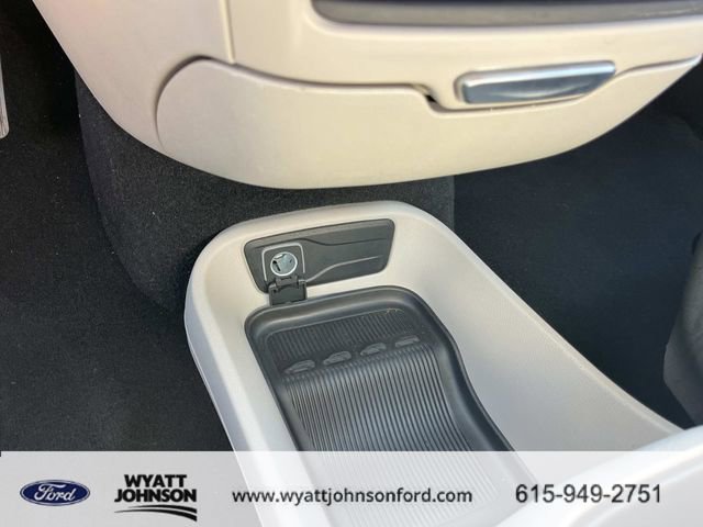 Used 2023 Chrysler Pacifica Touring-L image 35