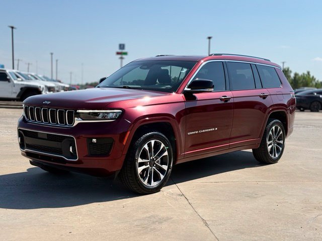 Used 2021 Jeep Grand Cherokee L Overland w/ Luxury Tech Group IV AWD/4WD image 4