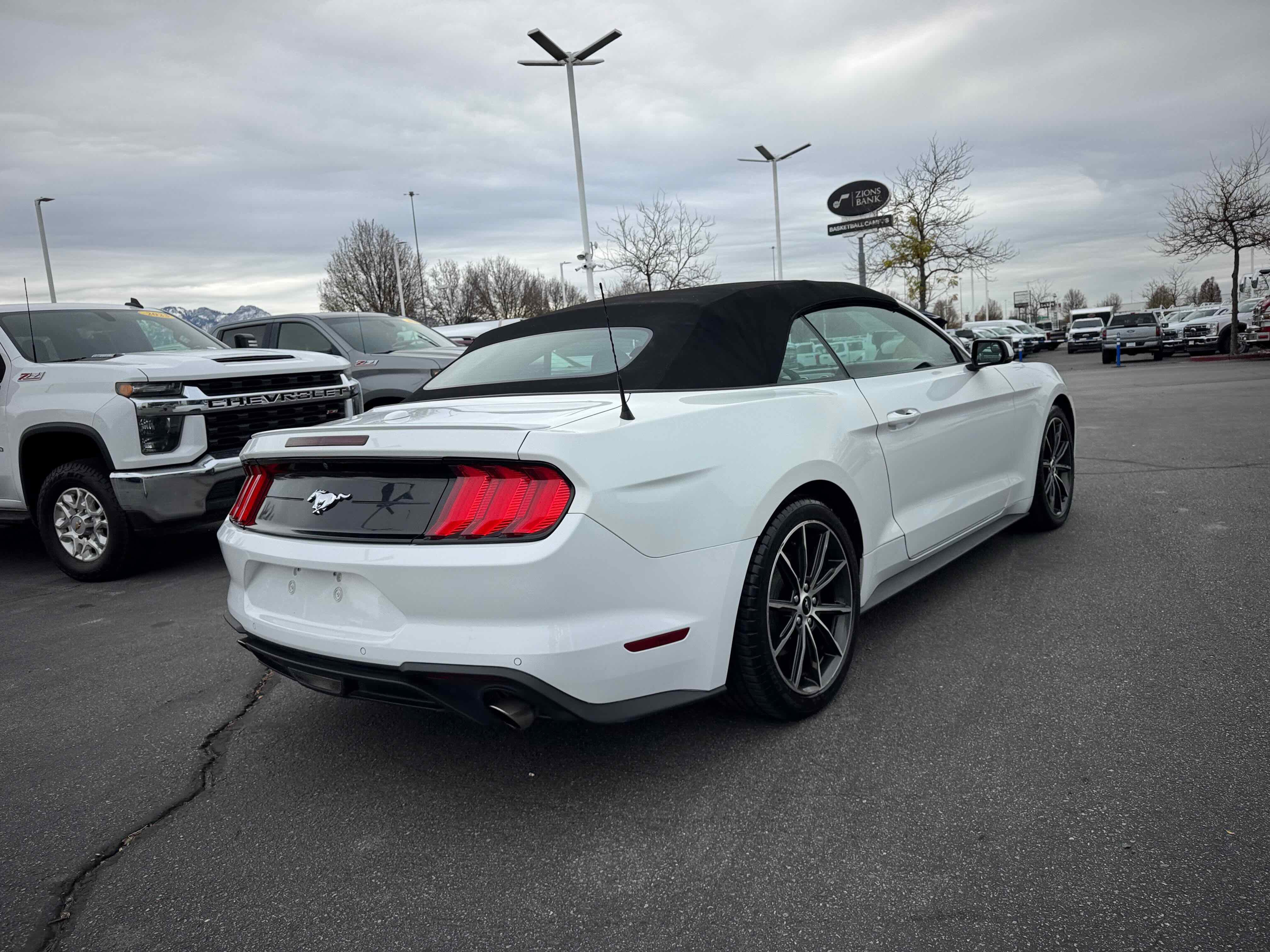 Certified 2018 Ford Mustang Premium w/ Equipment Group 201A image 7