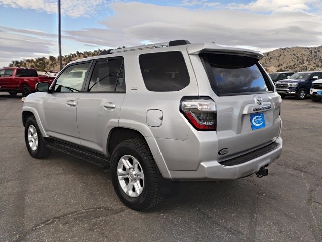 Used 2022 Toyota 4Runner SR5 image 5