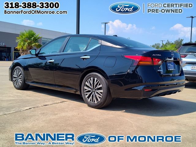 Used 2024 Nissan Altima 2.5 SV FWD image 4