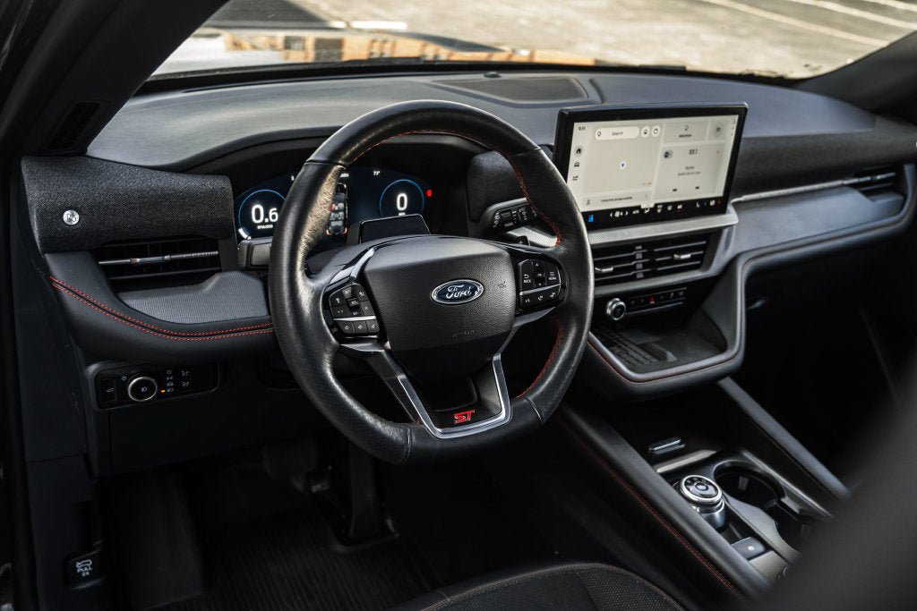 Certified 2025 Ford Explorer ST AWD/4WD image 25