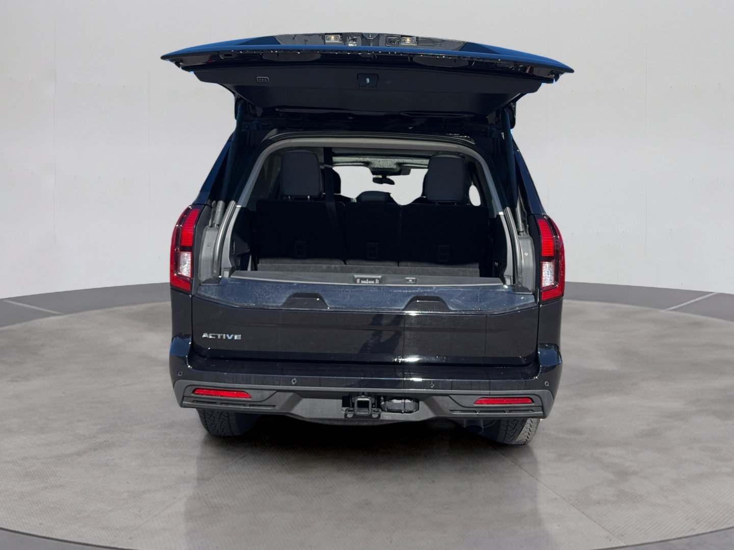 Certified 2025 Ford Expedition Active AWD/4WD image 12