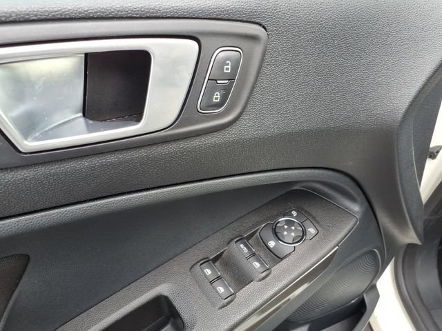 Certified 2019 Ford EcoSport SE w/ SE Convenience Package AWD/4WD image 11