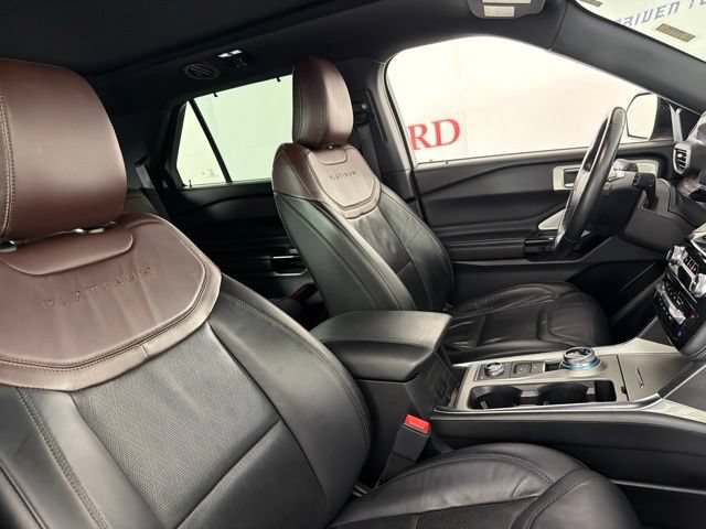 Certified 2023 Ford Explorer Platinum w/ Technology Package AWD/4WD image 16