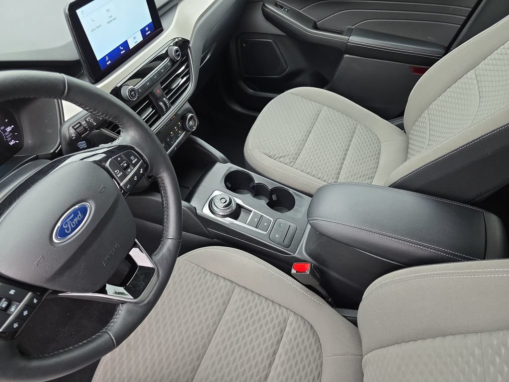 Certified 2021 Ford Escape SE w/ Cold Weather Package AWD/4WD image 22