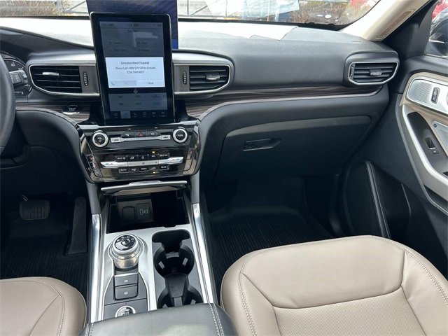 Certified 2022 Ford Explorer Limited w/ Limited Technology Package image 14