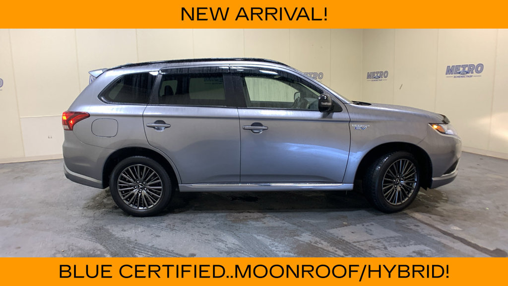 Used 2022 Mitsubishi Outlander LE AWD/4WD image 2