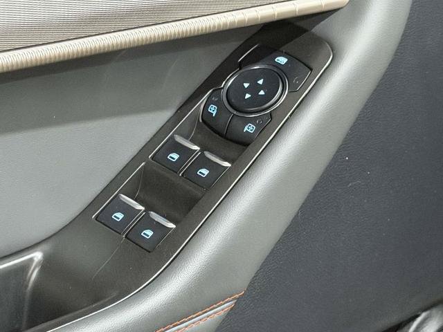 Certified 2025 Ford Explorer Active w/ Active Comfort Package AWD/4WD image 16