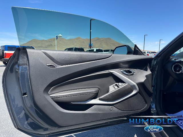 Used 2022 Chevrolet Camaro SS RWD image 12