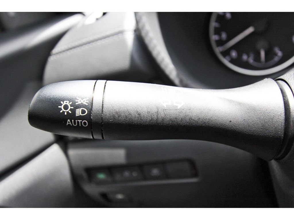 Used 2025 Nissan Sentra SV w/ All-Weather Package FWD image 17