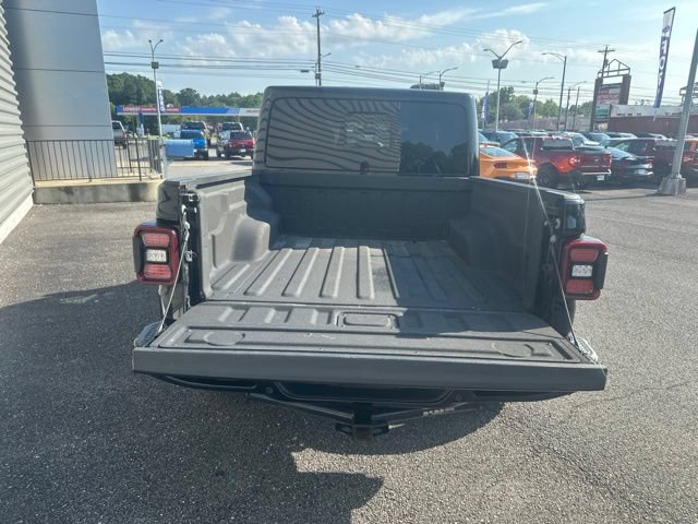 Used 2023 Jeep Gladiator Overland AWD/4WD image 27