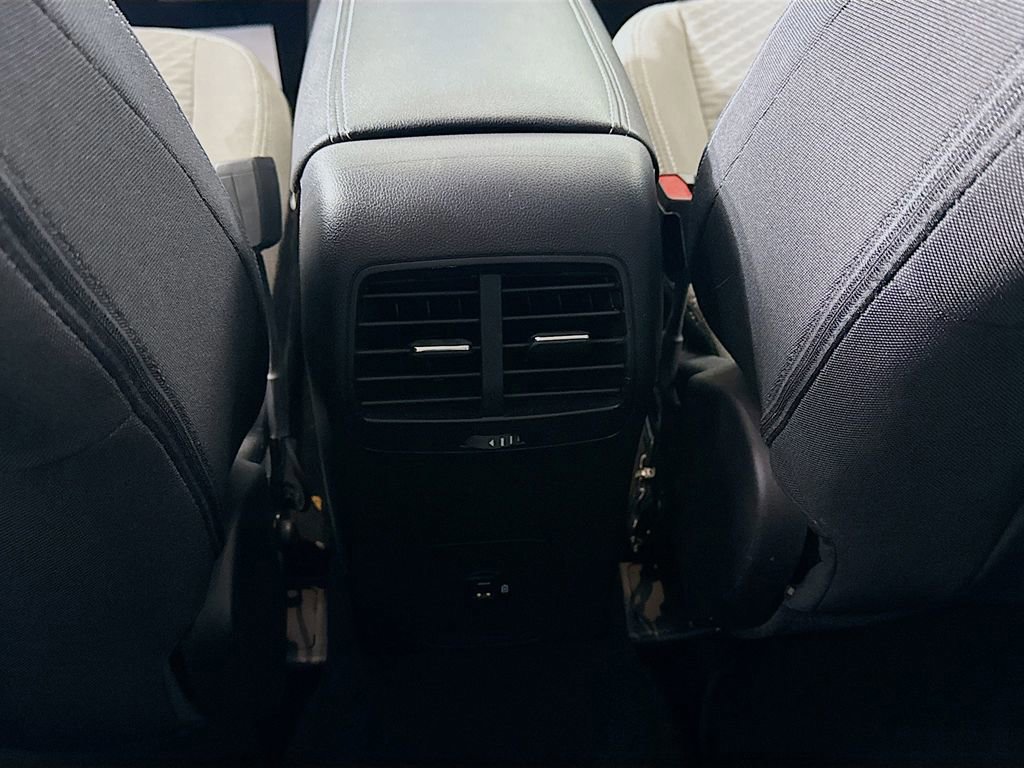 Certified 2022 Ford Escape SE w/ Cold Weather Package image 25