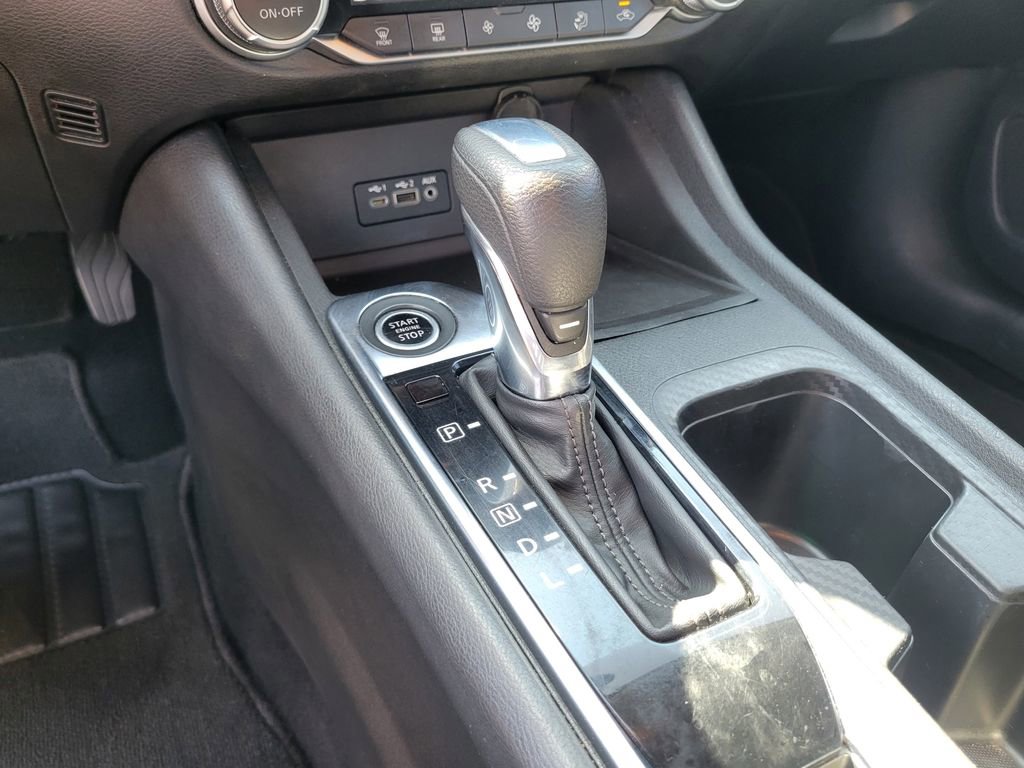 Used 2020 Nissan Sentra SV w/ Lighting Package FWD image 57