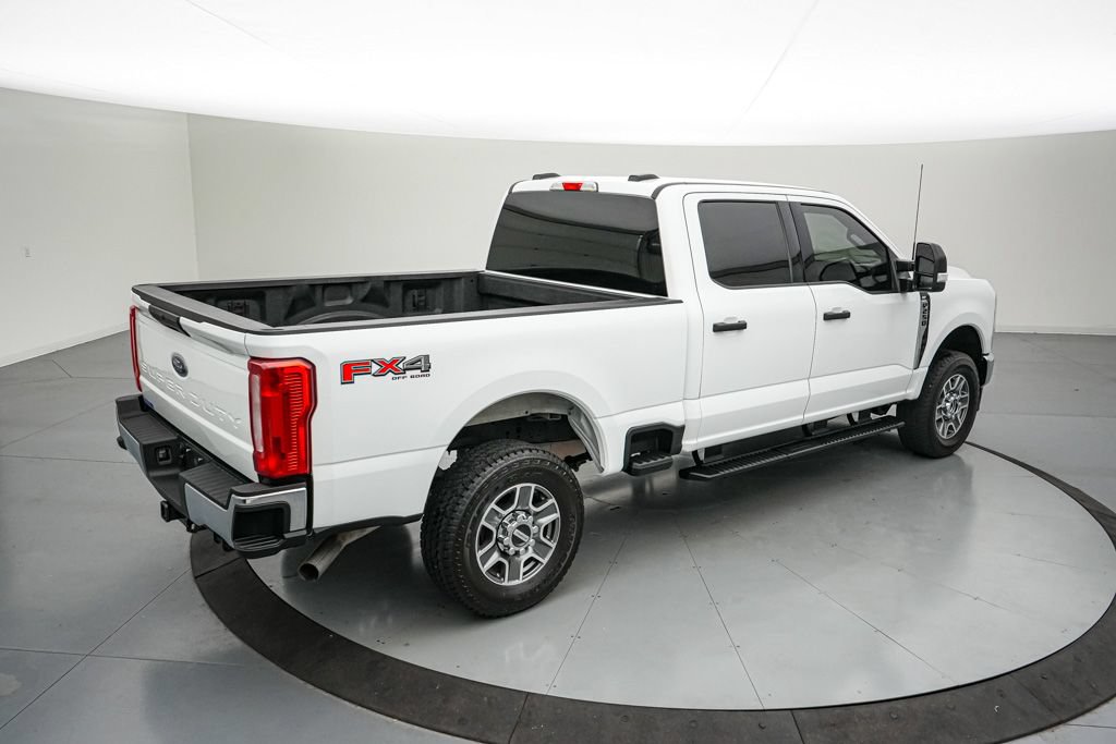 Certified 2025 Ford F250 XLT w/ FX4 Off-Road Package AWD/4WD image 4