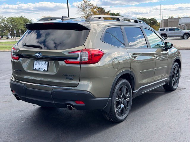 Used 2024 Subaru Ascent Onyx Edition AWD/4WD image 3