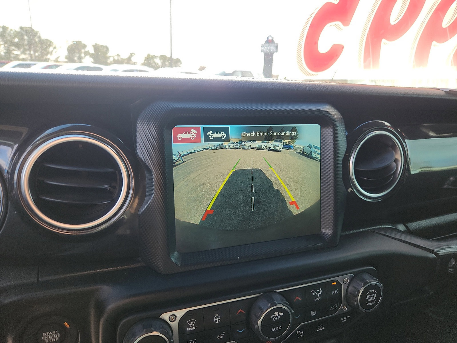 Used 2021 Jeep Wrangler Unlimited Rubicon w/ Trailer Tow Package image 11