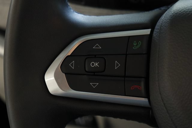 Used 2022 Jeep Compass Latitude FWD image 14