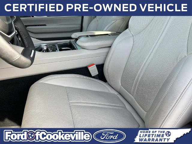 Used 2025 Jeep Wagoneer Series II w/ Convenience Group I AWD/4WD image 29