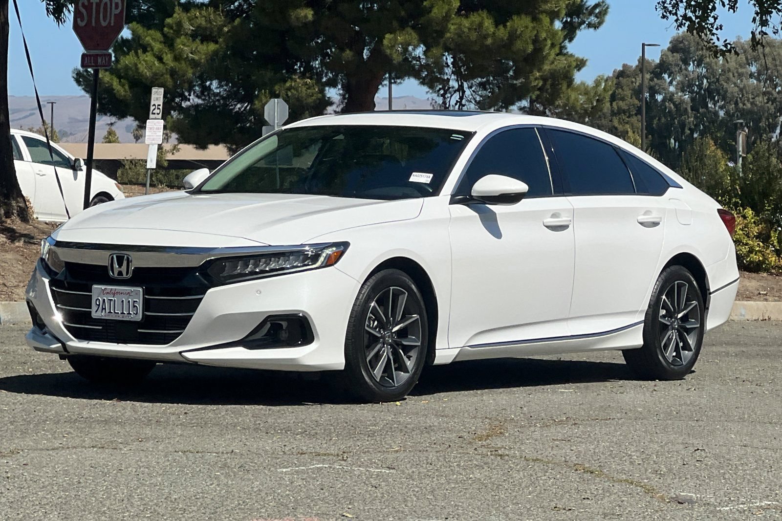 Used 2022 Honda Accord EX-L image 8