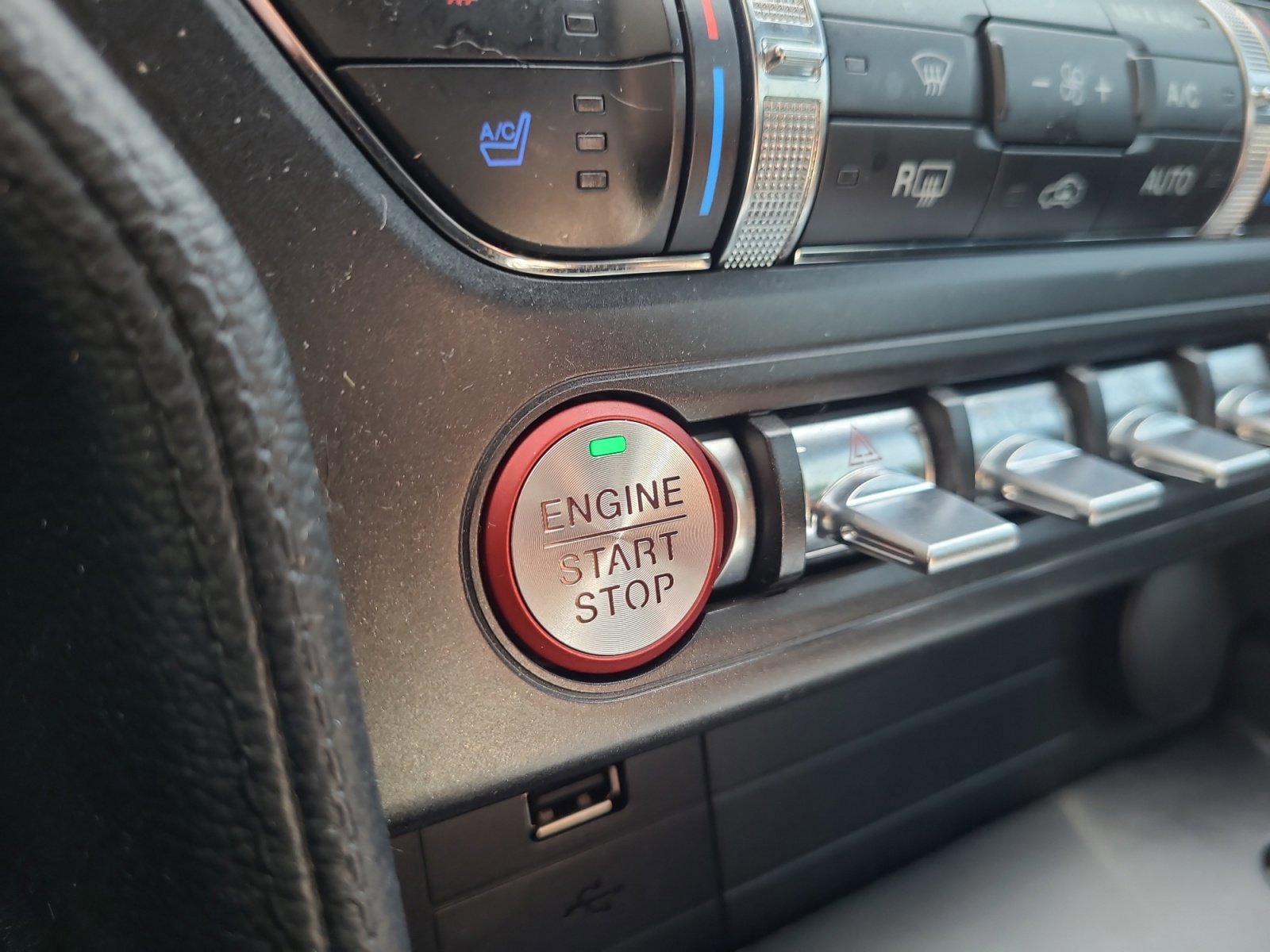 Certified 2022 Ford Mustang Premium image 27