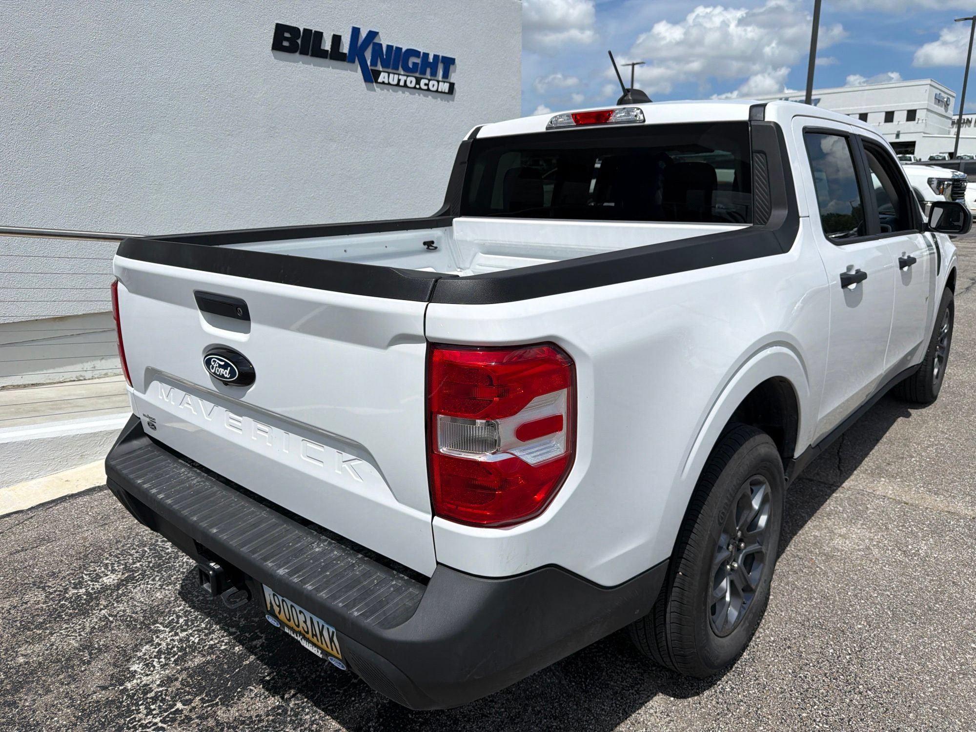 Certified 2025 Ford Maverick XLT FWD image 2