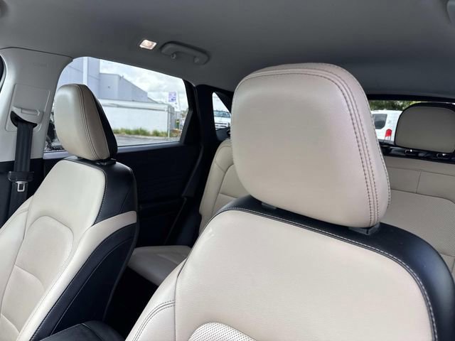 Certified 2021 Ford Escape Titanium image 23