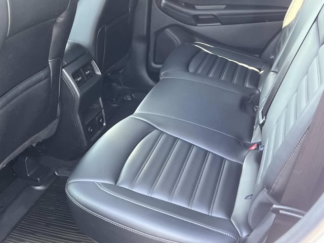 Certified 2024 Ford Edge SEL w/ Convenience Package AWD/4WD image 13