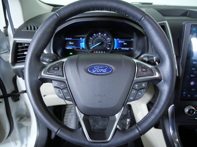 Certified 2023 Ford Edge Titanium AWD/4WD image 28