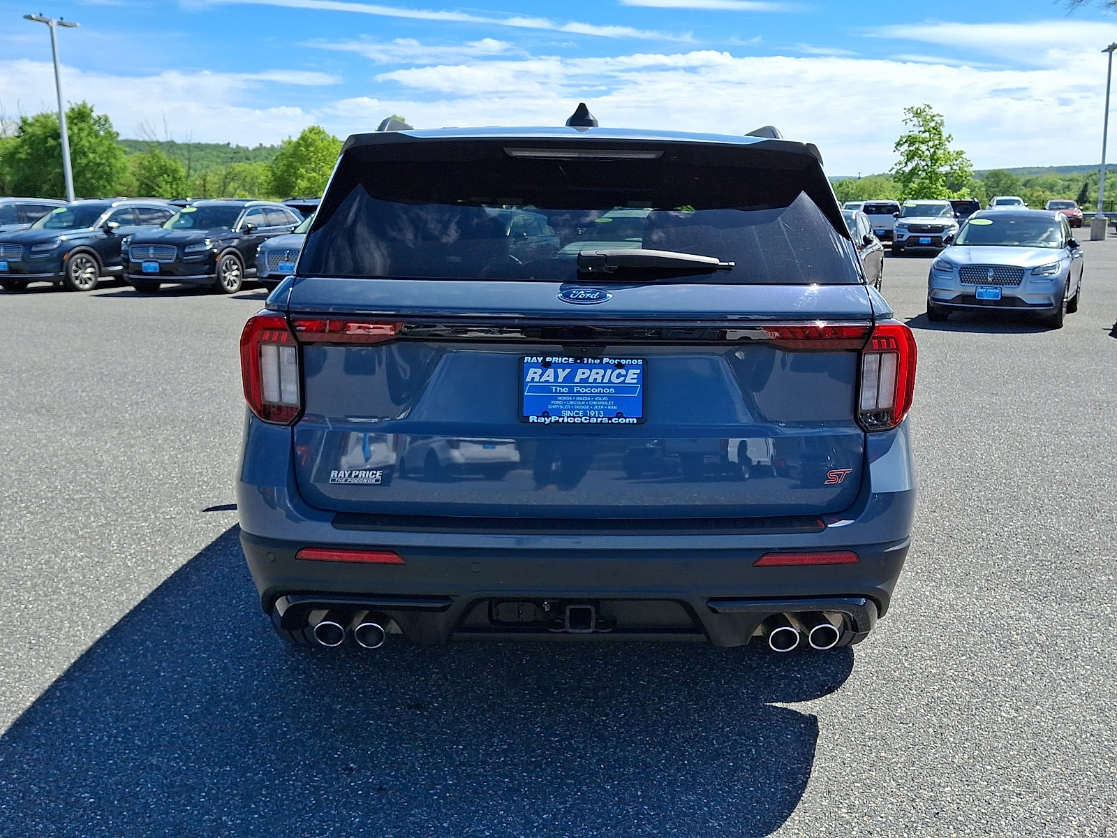 Certified 2025 Ford Explorer ST AWD/4WD image 5