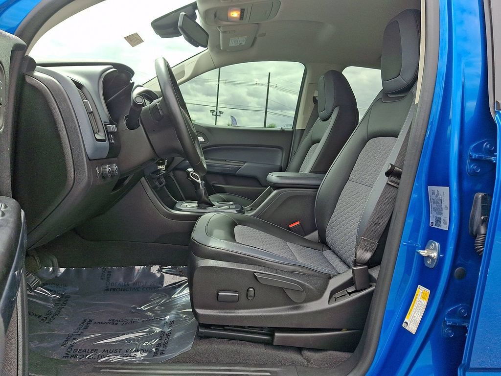Used 2022 Chevrolet Colorado Z71 w/ Safety Package AWD/4WD image 13