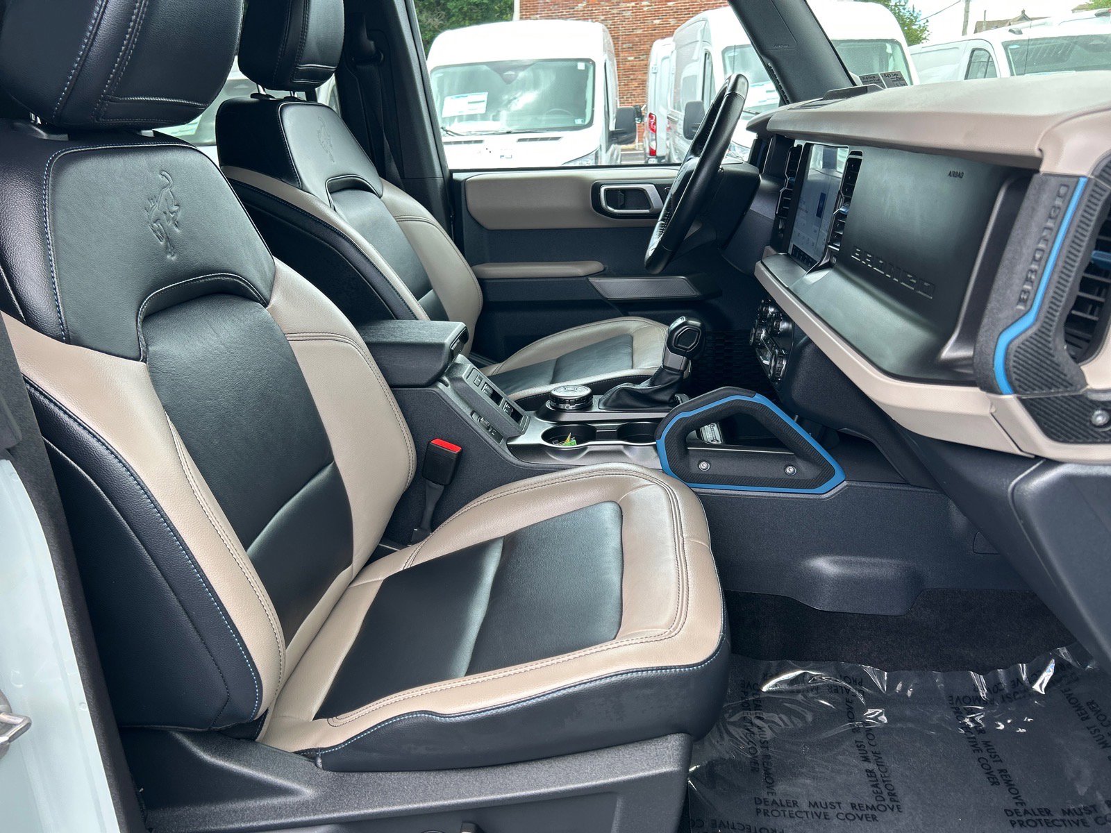 Certified 2023 Ford Bronco Wildtrak AWD/4WD image 18