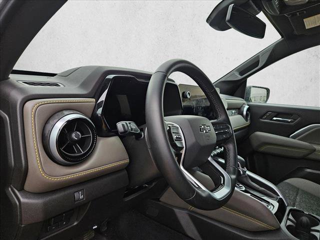 Used 2024 Chevrolet Colorado ZR2 w/ Technology Package AWD/4WD image 9