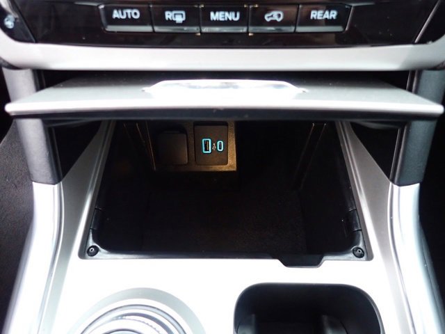 Certified 2024 Ford Explorer XLT w/ Equipment Group 202A image 26