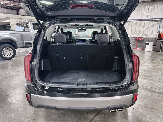 Used 2025 Kia Telluride S FWD image 26