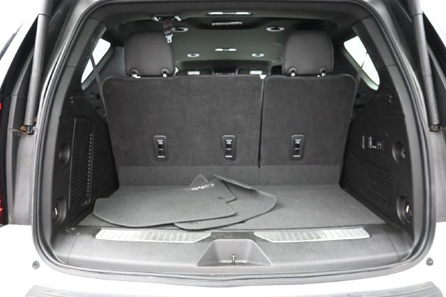 Used 2023 GMC Yukon Denali AWD/4WD image 34