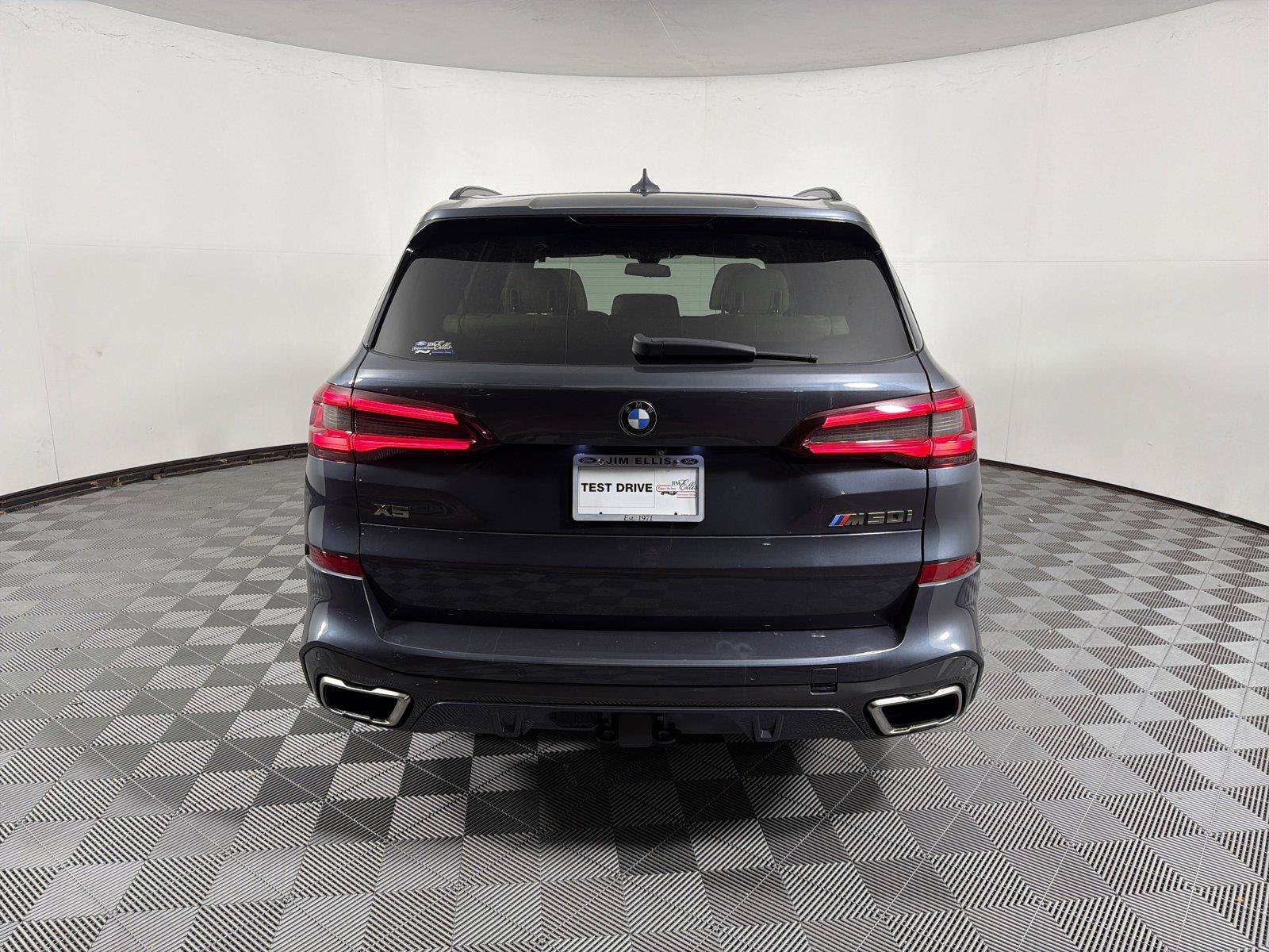 Used 2021 BMW X5 M50i w/ Premium Package AWD/4WD image 6