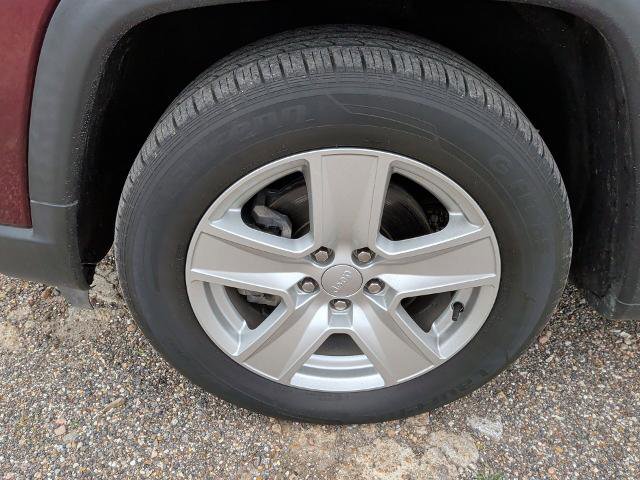 Used 2022 Jeep Compass Latitude w/ Convenience Group FWD image 39