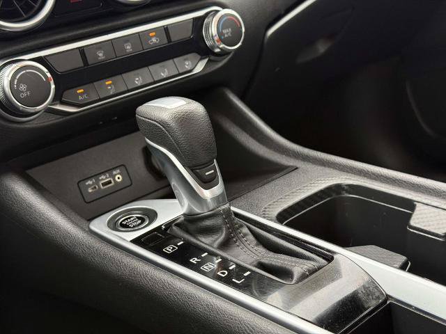 Used 2023 Nissan Sentra SV FWD image 16