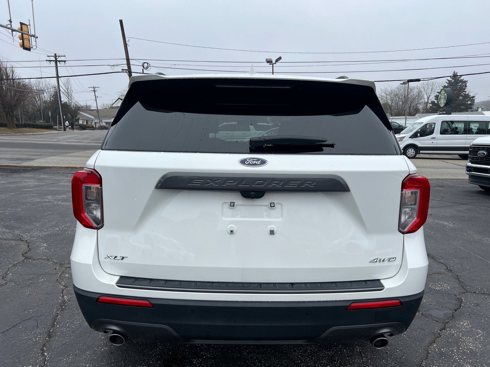 Certified 2021 Ford Explorer XLT w/ Equipment Group 202A image 6