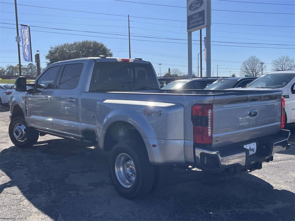 Certified 2023 Ford F350 Lariat w/ Lariat Ultimate Package image 3