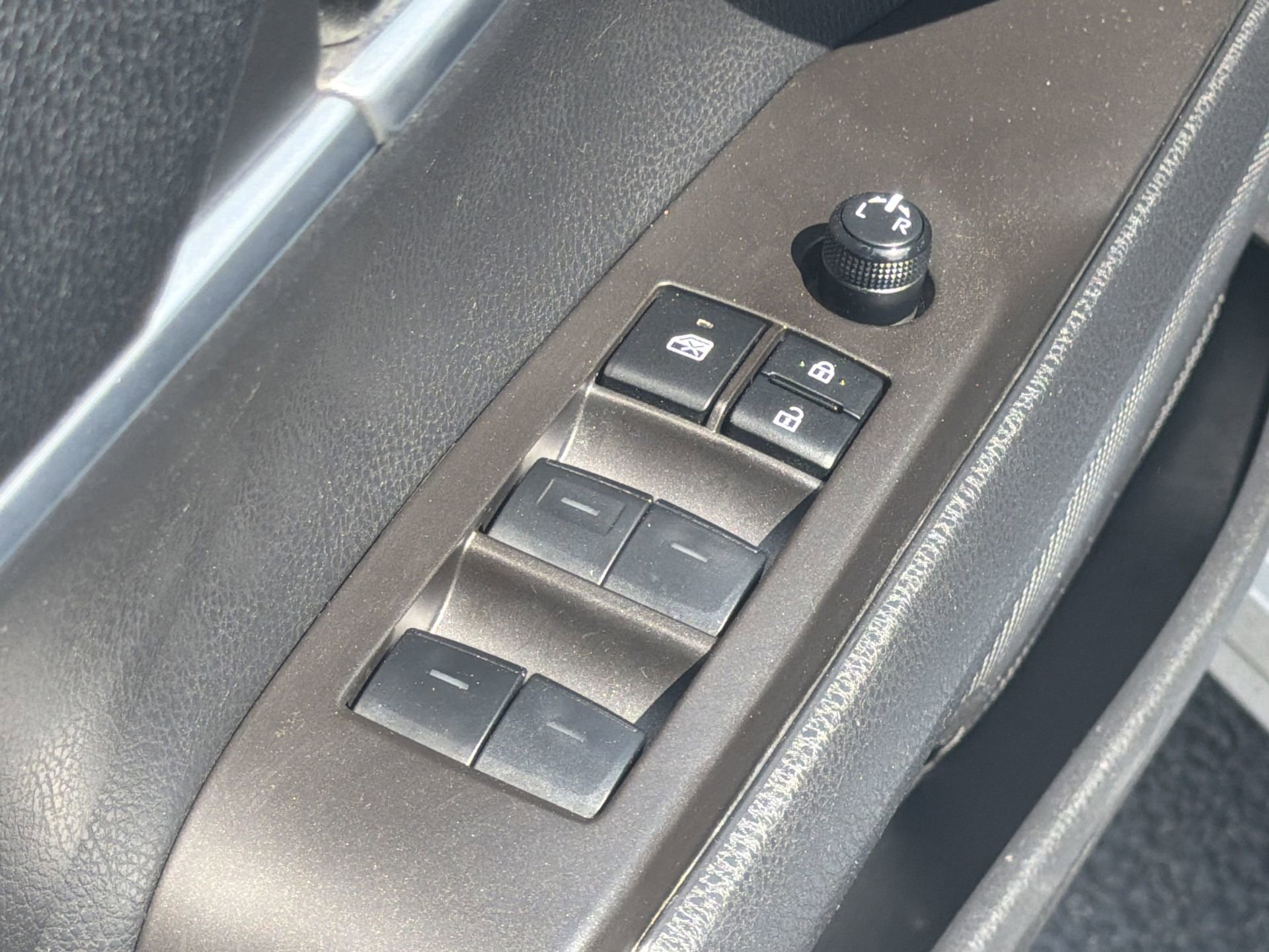 Used 2024 Toyota Camry SE w/ Convenience Package FWD image 20