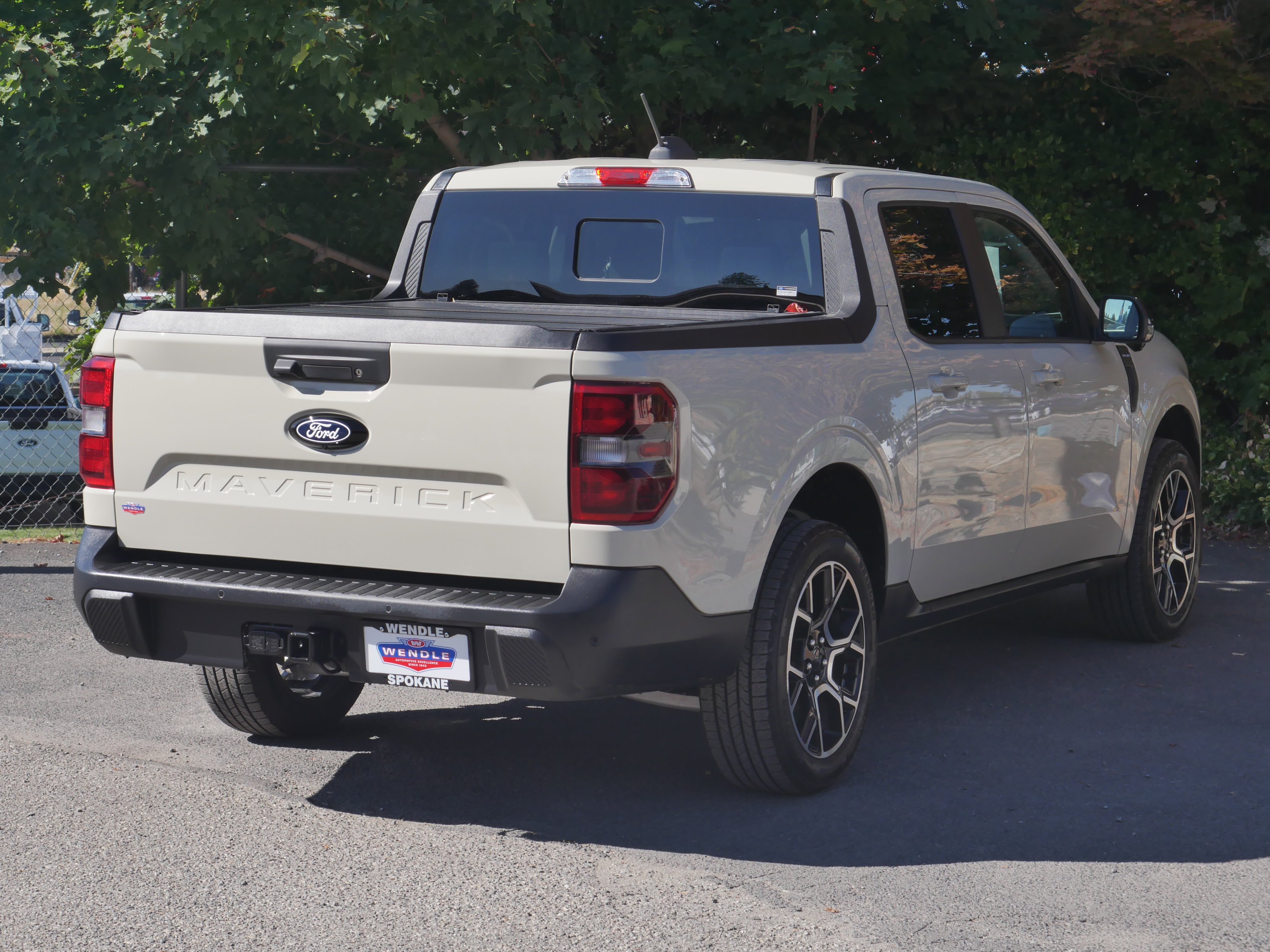 Certified 2025 Ford Maverick Lariat w/ 4K Tow Package AWD/4WD image 26